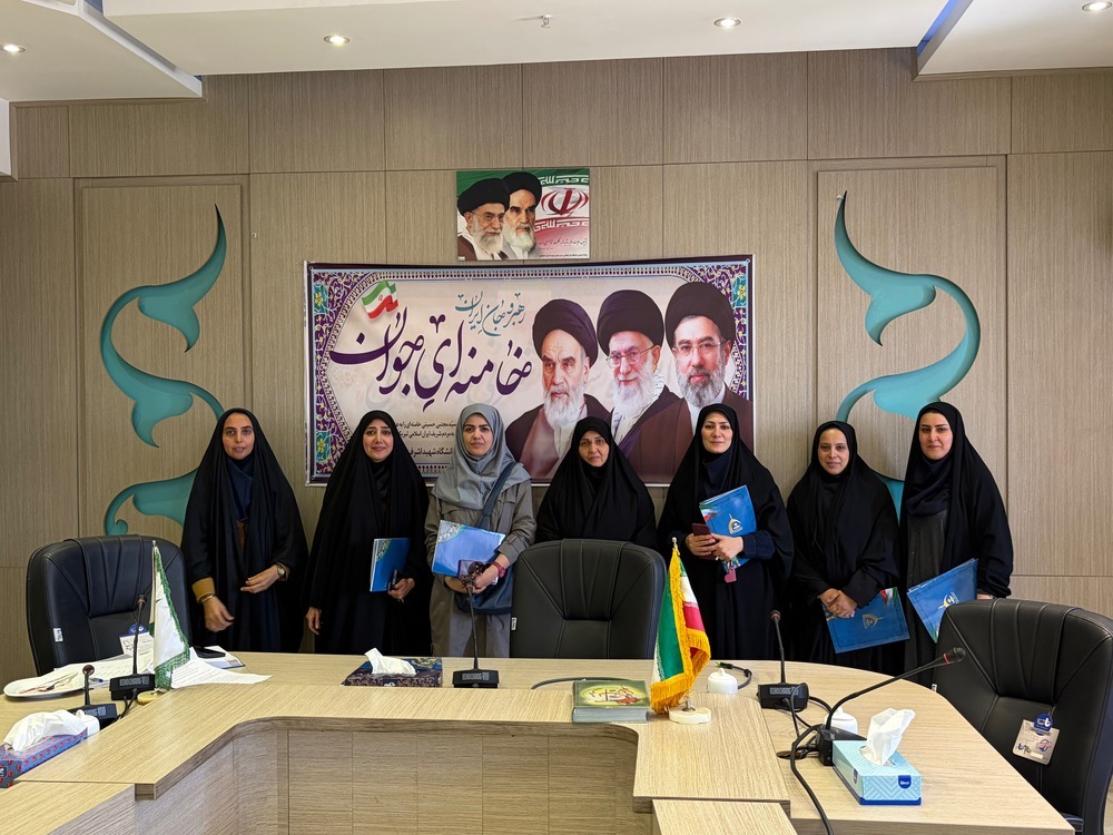 نشست اساتید مشاور انجمن های علمی 
