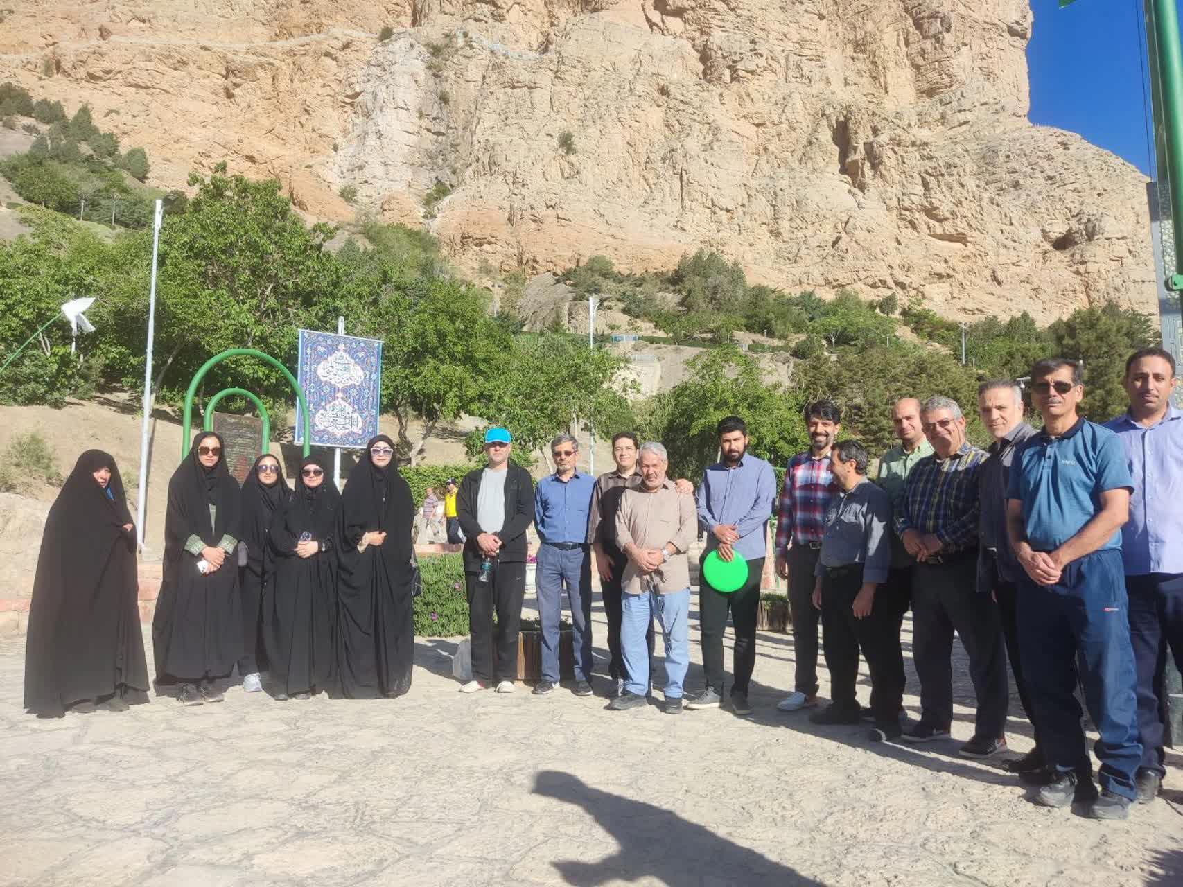 برنامه کوهپیمایی صبح روز پنجشنبه ۳۱ اردیبهشت ۱۴۰۵ در کوه صفه  به مناسبت هفته سلامت